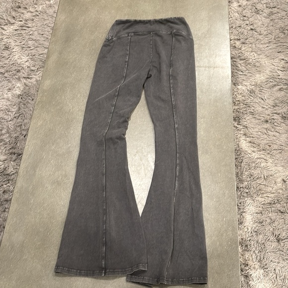 Urban Outfitters flare pants - Picture 2 of 2
